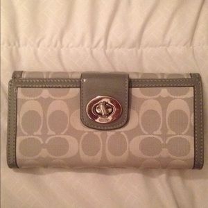 Coach wallet